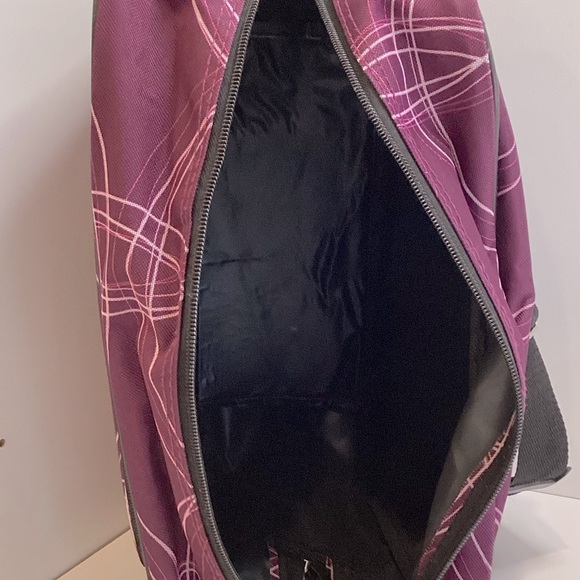 👠 Purple Travel Bag - Picture 11 of 11
